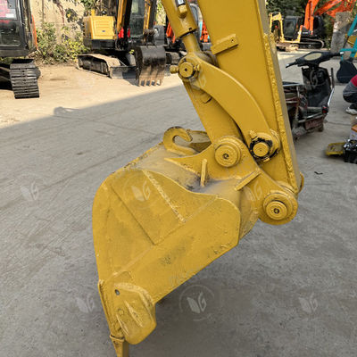 Escavatore idraulico da 4 tonnellate Komatsu PC40 con capacità di 0.14 m3 e raggio di scavo massimo di 5510 mm