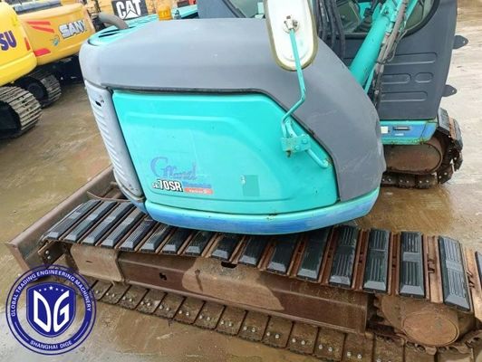 0.35m3 Capacità del secchio Kobelco Piccolo escavatore con profondità massima di scavo di 4160mm