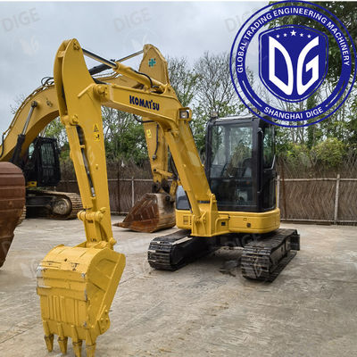 Scavatore idraulico Komatsu PC55 4D88E-6 Modello motore e costruzione durevole per lavori pesanti