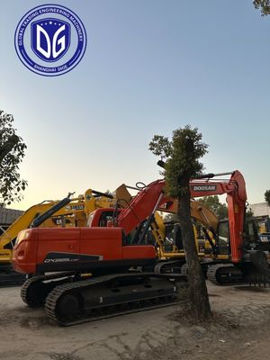 Usato Doosan DX225 22,5Ton Crawler Escavator Quasi nuovo con alta affidabilità