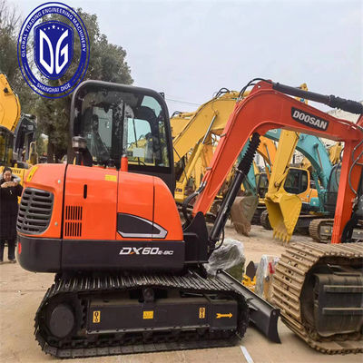 Sicuro e stabile DX60 Usato Doosan 6 Ton Excavator Usato Mini con Completamente aggiornato