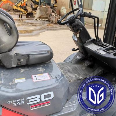 3t 8FDA30 Toyota Used Forklift Potente Used Forklift Hydraulic Machine