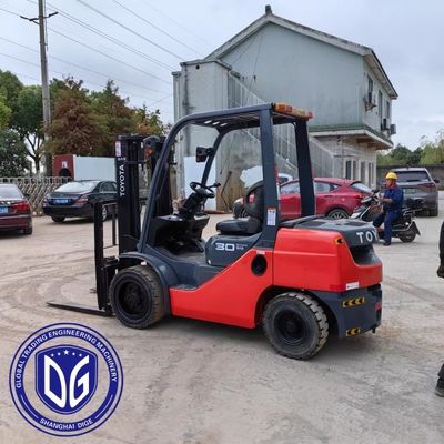 88% Nuovo carrello elevatore Toyota 3t disponibile per il Medio Oriente