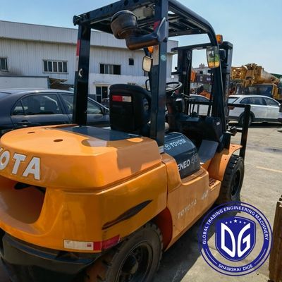 4t 8FDA40 Toyota Used Forklift Potente Used Forklift Macchina idraulica
