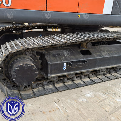 ZX240 Used Hitachi Excavator con solida qualità di costruzione