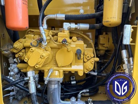 313D2GC Escavatore da 13 tonnellate usato con design compatto per spazi ristretti