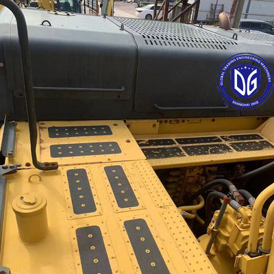 Potente grande escavatore Komatsu per progetti di costruzione pesanti