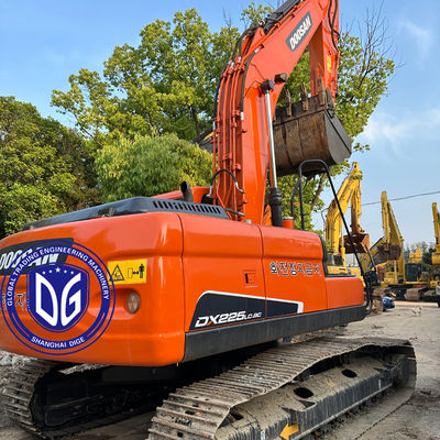 Doosan DX225 originale usato, di 22,5 tonnellate, nuovo escavatore con controllo di precisione.