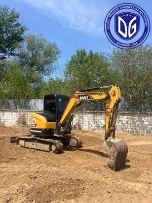 Escavatore versatile Sany SY55C per varie applicazioni di costruzione