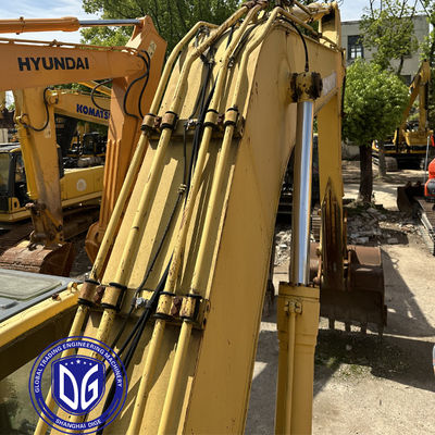 PC240-8 originale Komatsu 24 tonnellate Escavatrice a trascinatore medio usato, disponibile ora