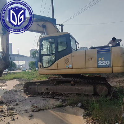 Escavatore Komatsu PC220-7 originale da 22 tonnellate, originario del Giappone, disponibile in vendita.