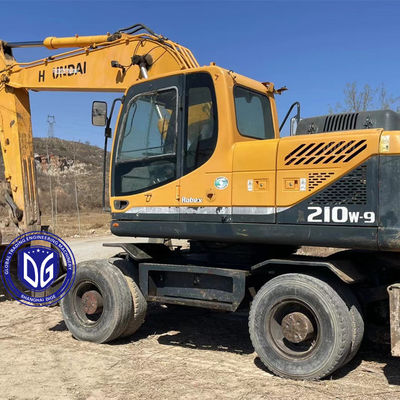 Usato Hyundai Excavator Modello 210W-9 Originale e in buone condizioni In vendita