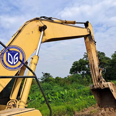 Scatenate il pieno potenziale dei vostri progetti di costruzione con l'escavatore Komatsu PC200