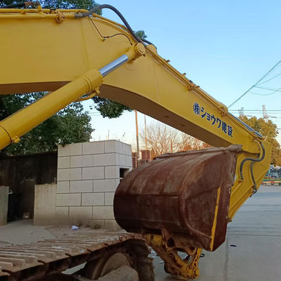 Sperimenta prestazioni senza pari con l'escavatore Komatsu PC 400 e durabilità