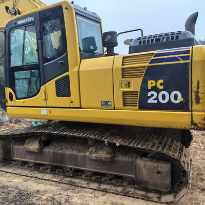 Sperimenta le prestazioni superiori di Komatsu PC200 con forma di guida idraulica