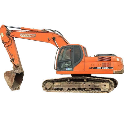 1.2 m3 Capacità del secchio Escavatore Doosan DX225 Perfetto per i vostri progetti di costruzione