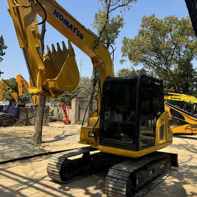 SAA4D95LE Escavatore Komatsu di seconda mano a motore turbo con altezza massima di scavo di 7150 mm