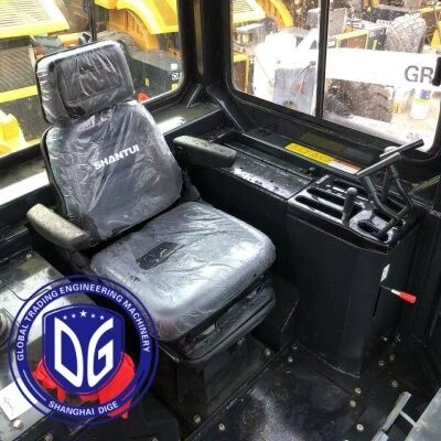 Cina Vendita a caldo Usata Shantui SD32 Bulldozer Alta potenza Shantui 320HP Heavy Duty Construction Machine in magazzino