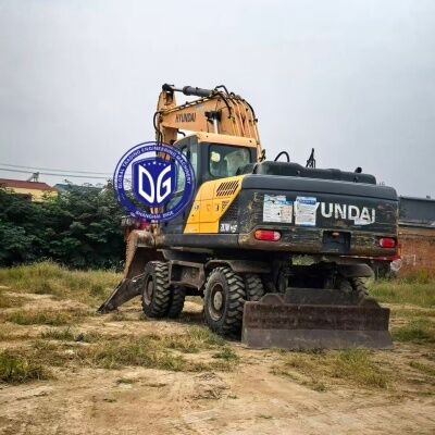 Escavatore gommato Hyundai 210W-9VS usato in vendita, escavatore da 21 tonnellate in forte vendita