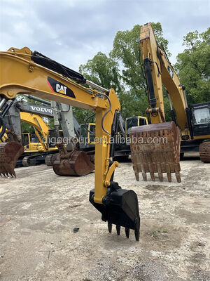 Escavatore Caterpillar 303.5E usato da 3,5t in stock a prezzo conveniente, escavatore robusto e durevole